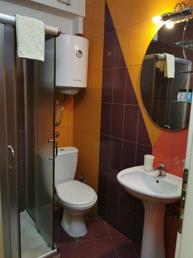卢卡诺夫公寓式酒店 奥赫里德 外观 照片